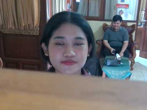 Komang Mila Wijayanti